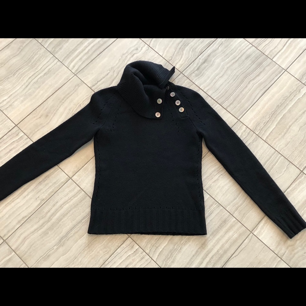 CLUB MONACO -100% Lambs Wool Sweater (XS)